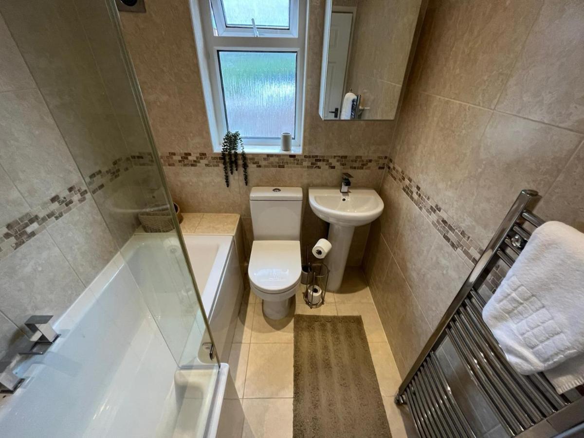 Access To Private Gym Room, 3 Bedrooms, Close To The City Swansea Exterior foto