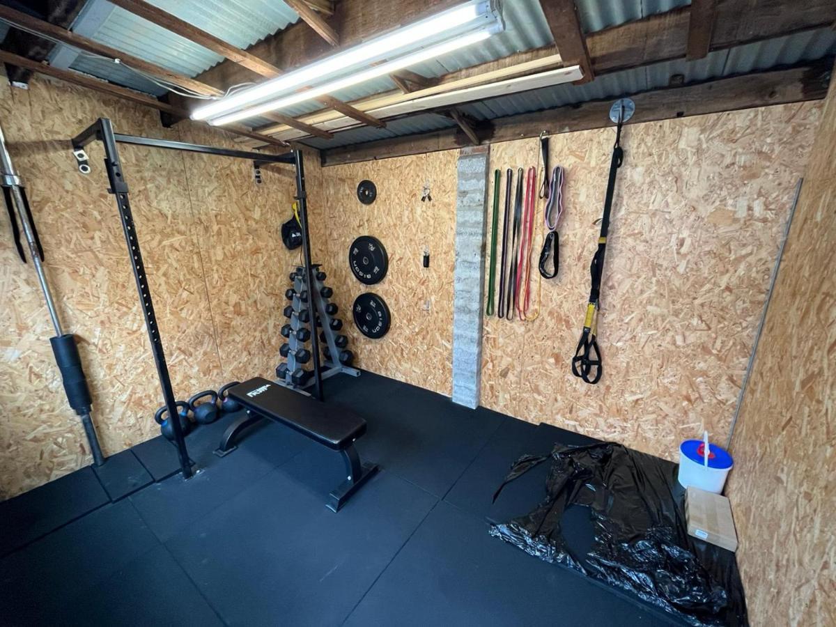 Access To Private Gym Room, 3 Bedrooms, Close To The City Swansea Exterior foto