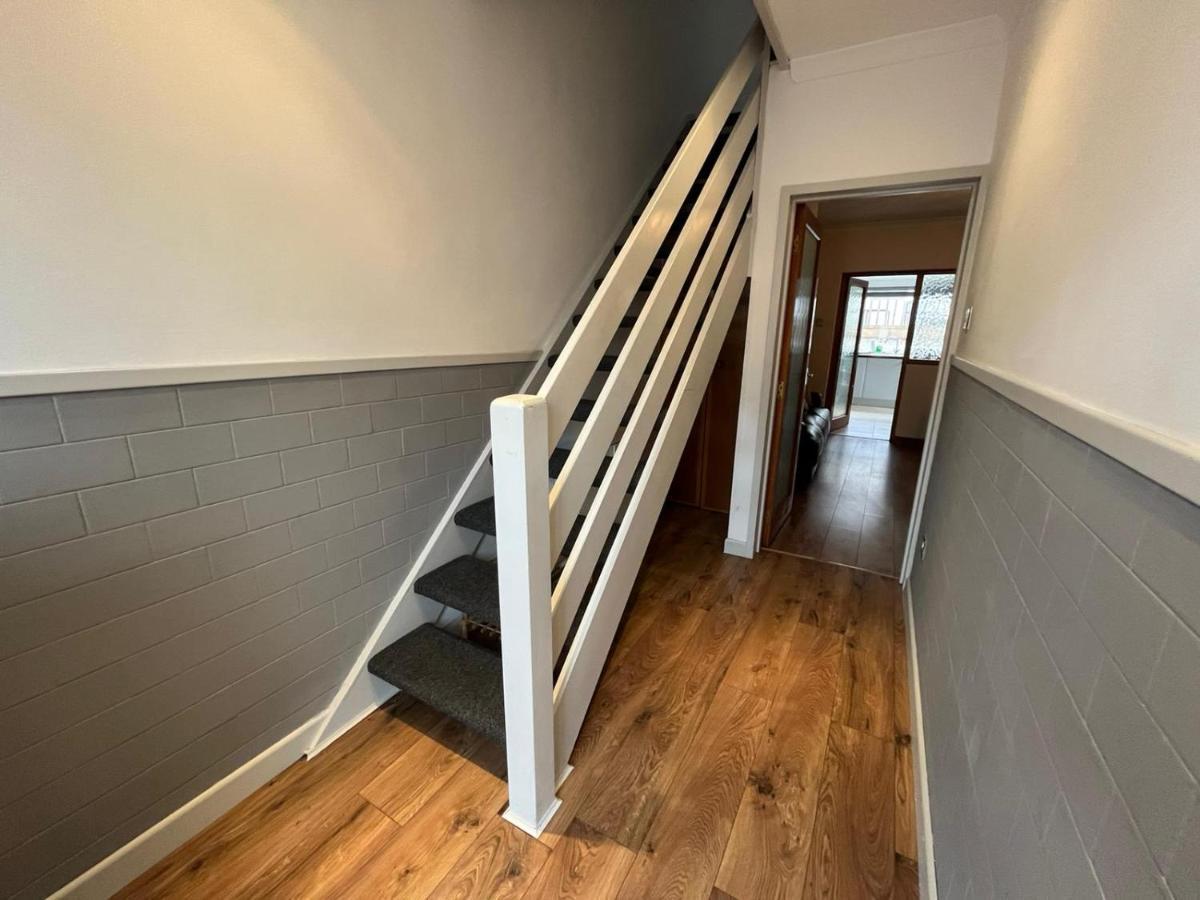 Access To Private Gym Room, 3 Bedrooms, Close To The City Swansea Exterior foto